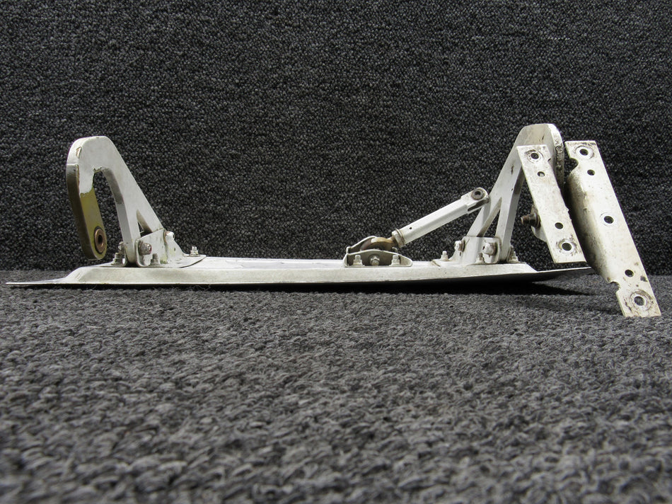 99-820011-4 Beechcraft A99 Nose Landing Gear Forward Door Assembly RH