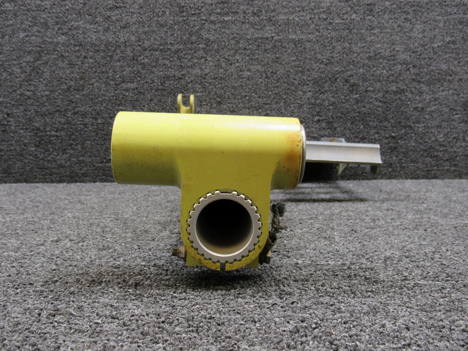 120-27700-003,120-27682-001 Embraer Rudder Actuation Tube with Pedal LH
