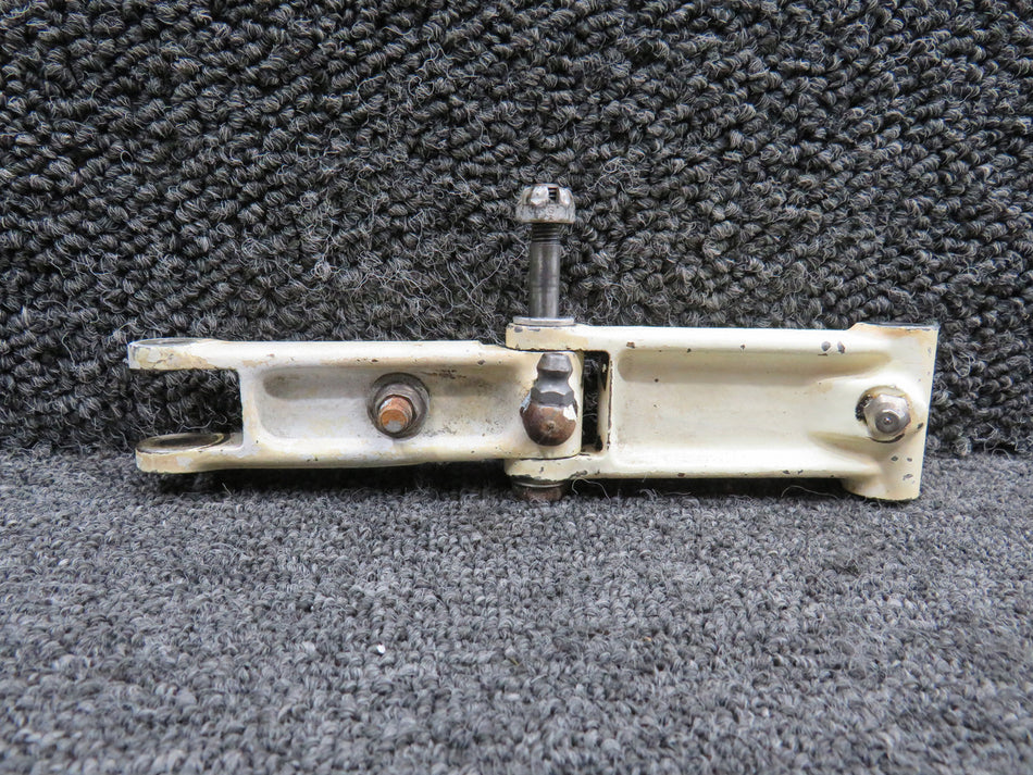 105-820018-1 Beechcraft 76 Nose Gear Steering Link Assembly