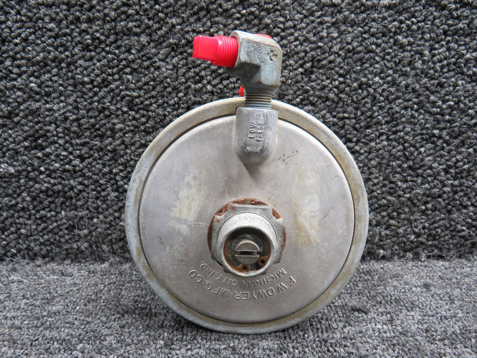 90-380010-9 Beechcraft 76 FW Dwyer Pressure Switch Assembly