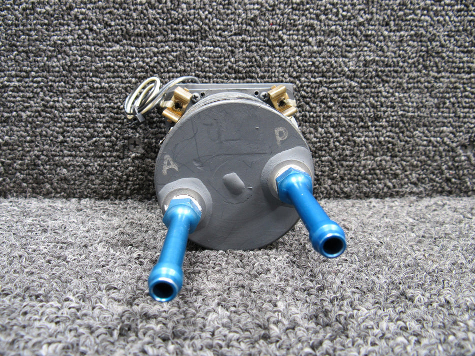 09007-0166 (Alt: C668513-0101) Aerosonic Corp Gyro Pressure Indicator