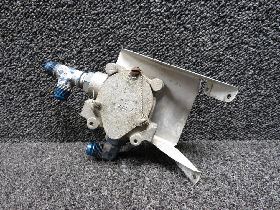 HE780-5 Janitrol Fuel Selector Valve Assy LH