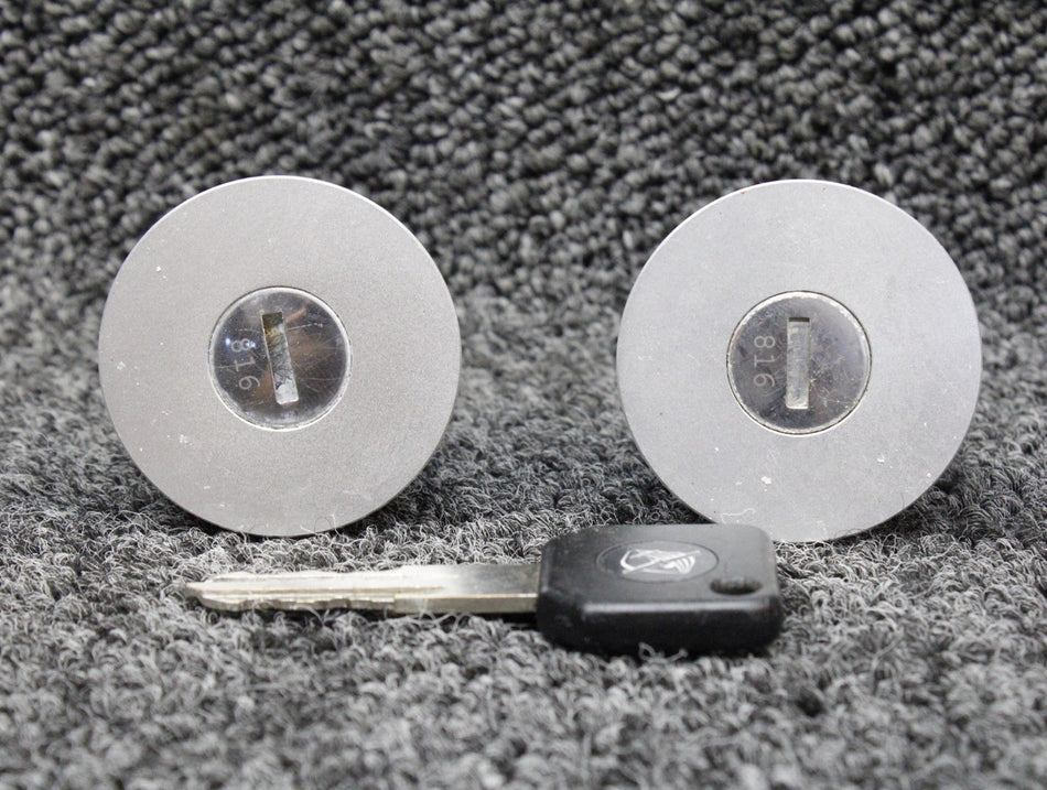 IG11-8DY (Alt: 18052-002) Newton Locking De-Ice Cap Set of 2 with Key