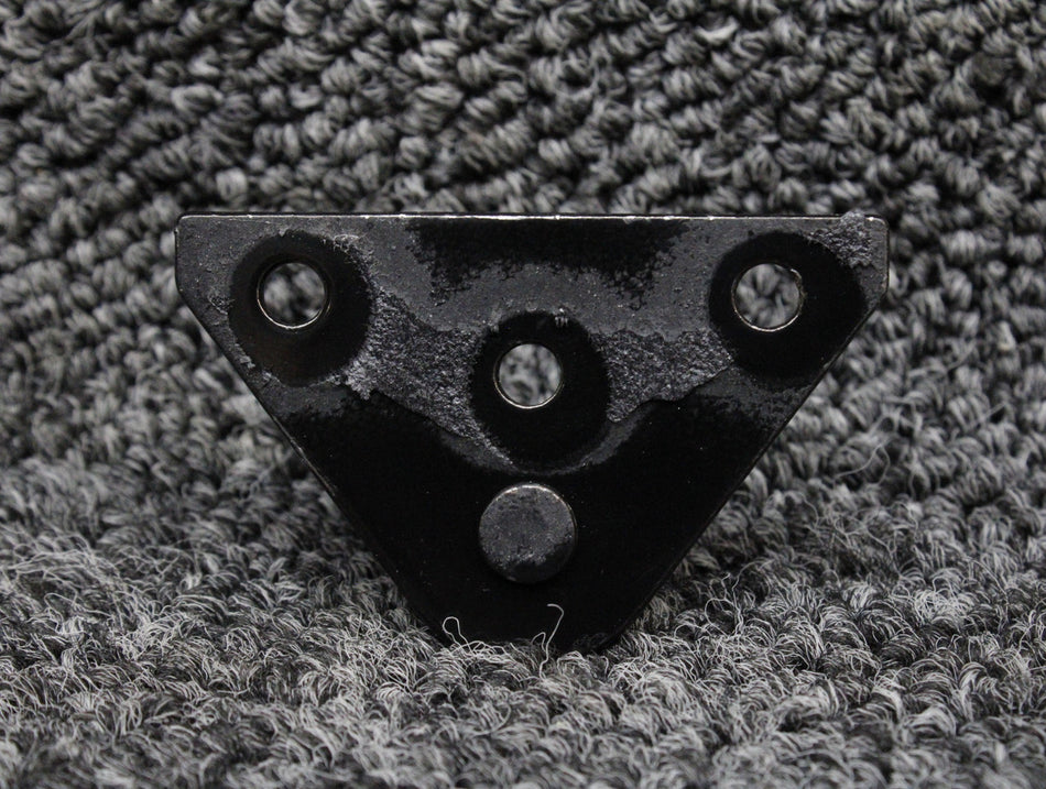 Cirrus SR22T Baggage Door Gas Strut Bracket