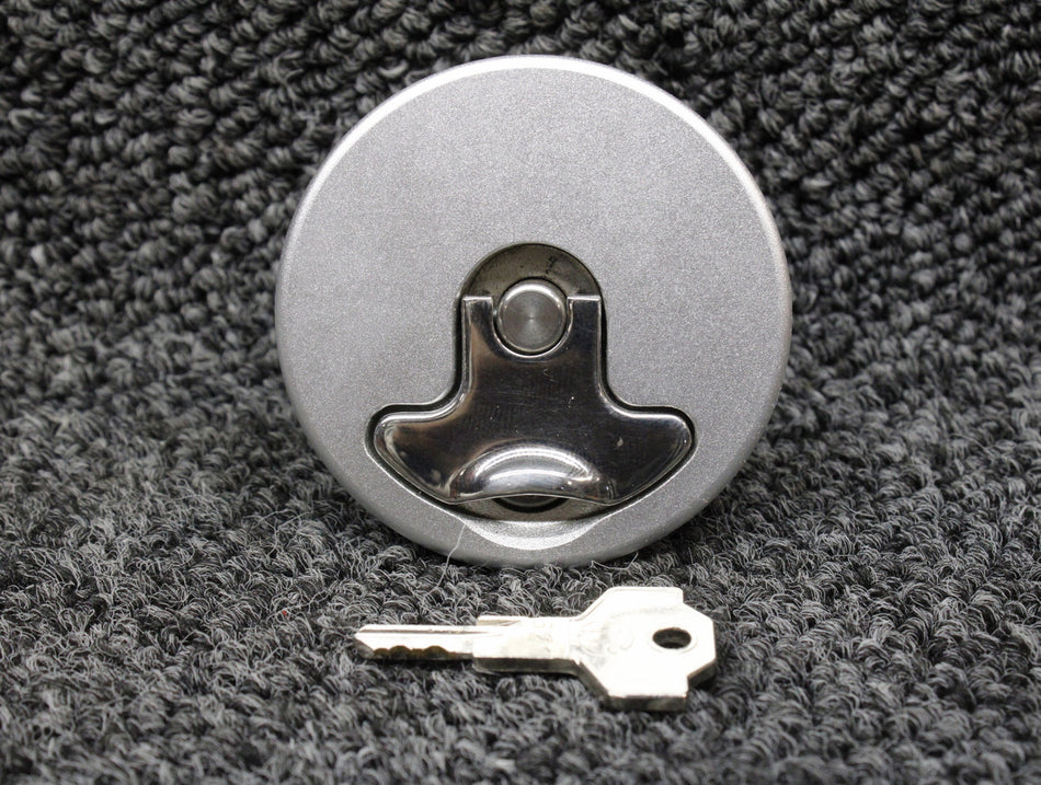CA-AA-005 Cirrus SR22T Newton Locking Fuel Cap with Key