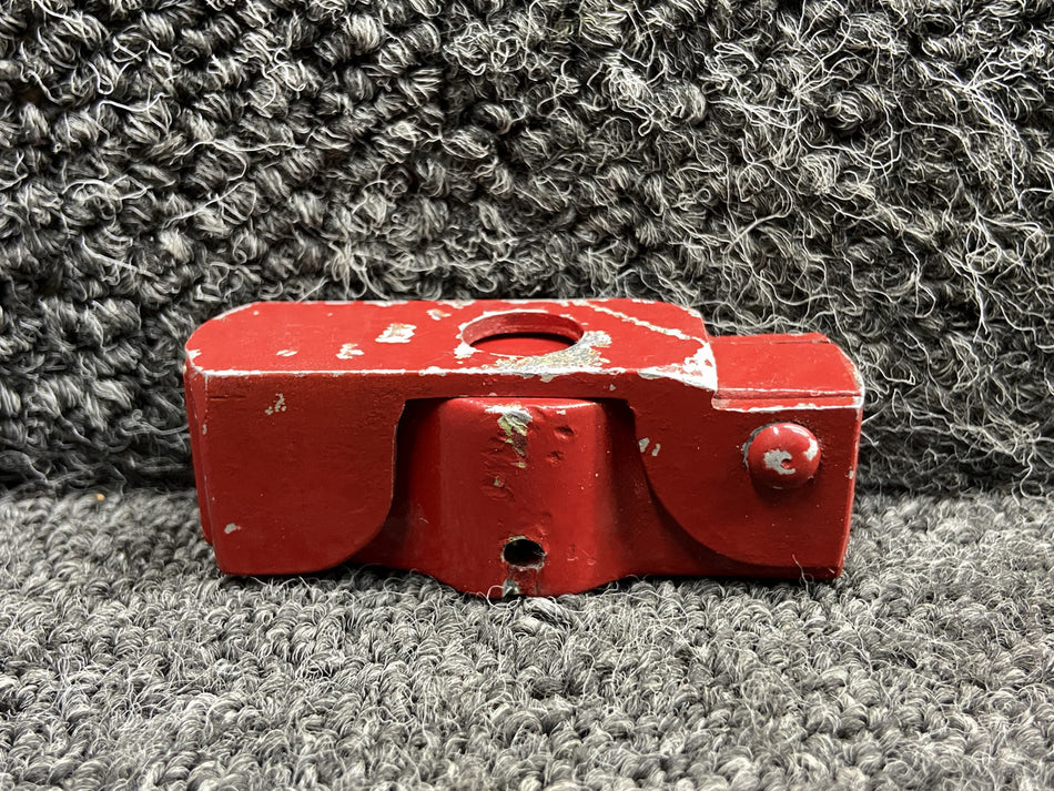 60-924021-1 Beechcraft 60 Fuel Selector Box Handle LH