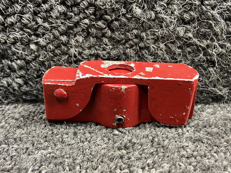 60-924021-1 Beechcraft 60 Fuel Selector Box Handle LH