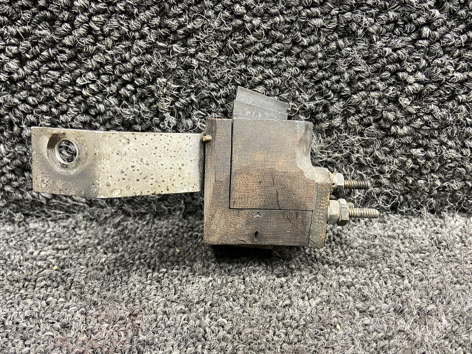 4E1639 Beechcraft 60 Propeller De-Ice Brush Block Assembly