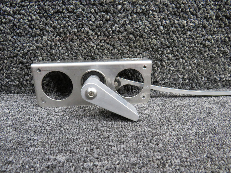 Maule M-5-235C Pilot Door Latch and Hinge Component Set