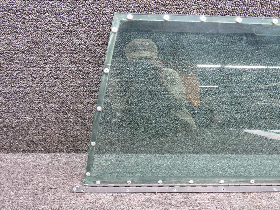 Maule M-5-235C Pilot Window Assembly