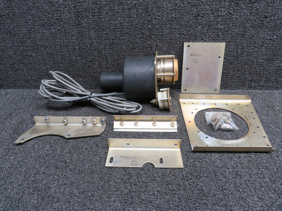 0106-T9 S-Tec Trim Servo Assembly with Brackets