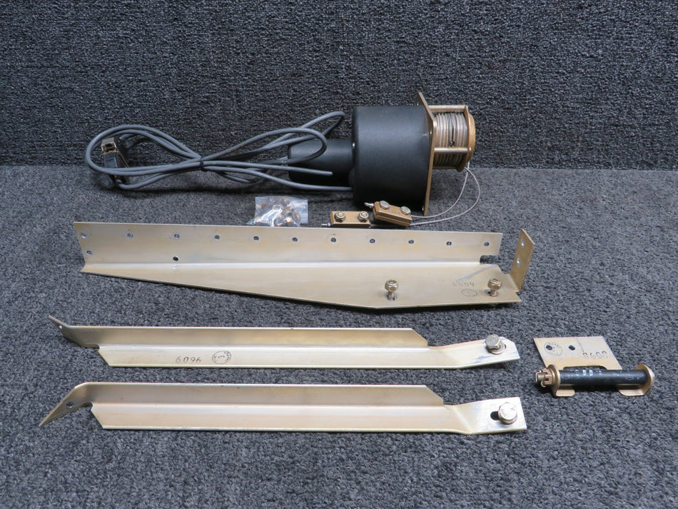 0108-P5 S-Tec Pitch Servo Assembly with Mounting Brackets (Volts: 28)