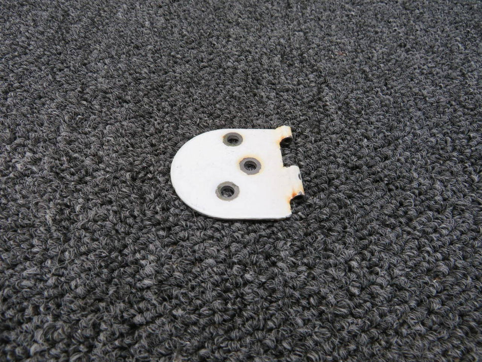 0517019-6 Cessna 172N Cabin Door Hinge Half Lower Forward RH (White)