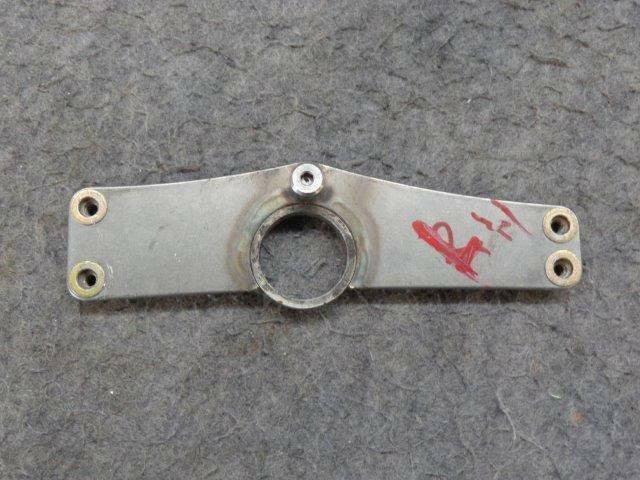 22-5640-63-00 Diamond DA-20-C1 Latch Plate Assy LH BAS Part Sales | Airplane Parts