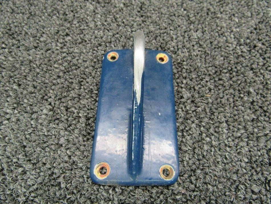 60-440000-107 Beechcraft B60 Lug