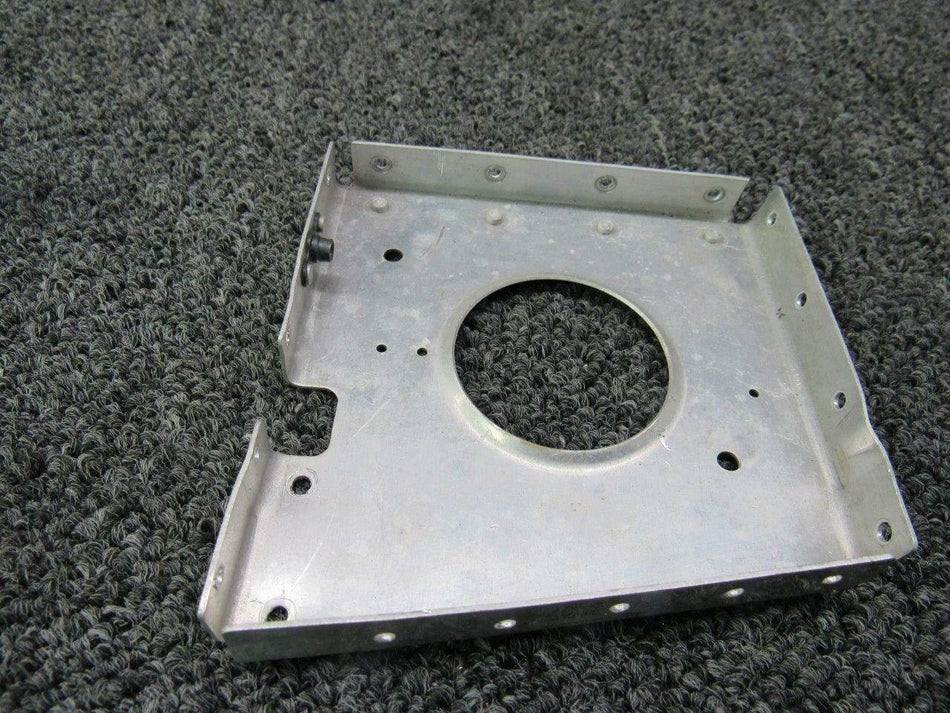 1211272-10 Cessna T210N Bulkhead RH