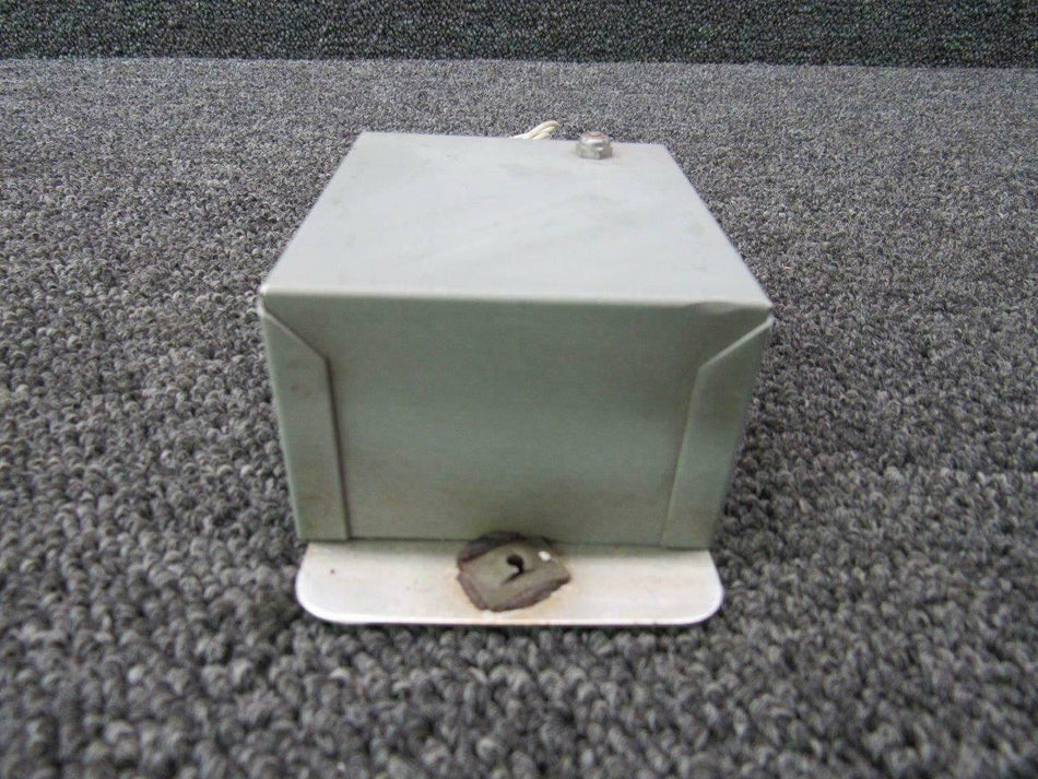 0511309-1 Cessna 180C Flasher Navigation Light (Volts: 14)