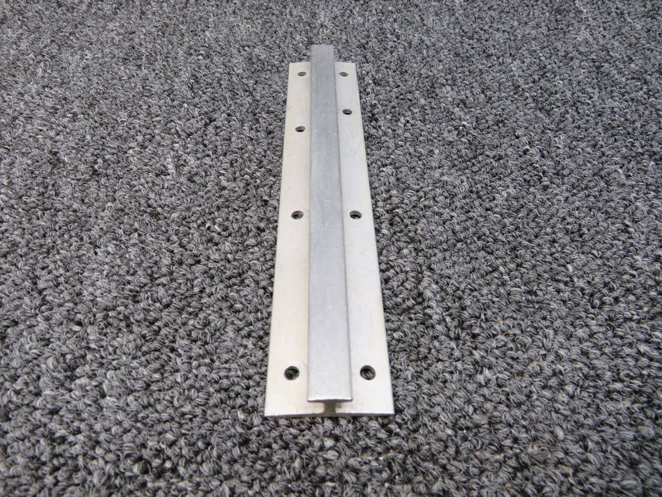 1200487-5 Cessna 210J Seat Rail LH Aft Inboard