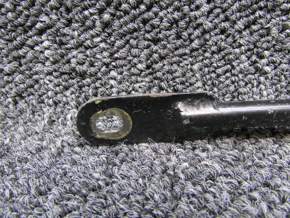82239-002, 89735-022 Lycoming TIO-540-AE2A Bracket Engine Baffle with Tube