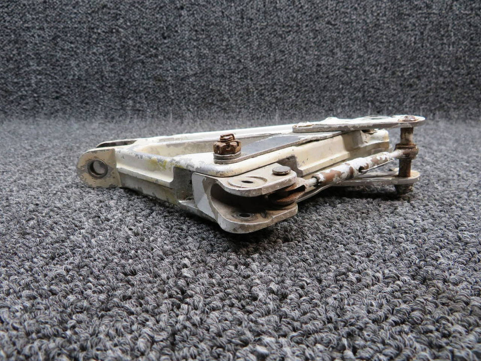 67025-010 Piper PA32R, PA32RT Main Gear Truss Link Assembly RH