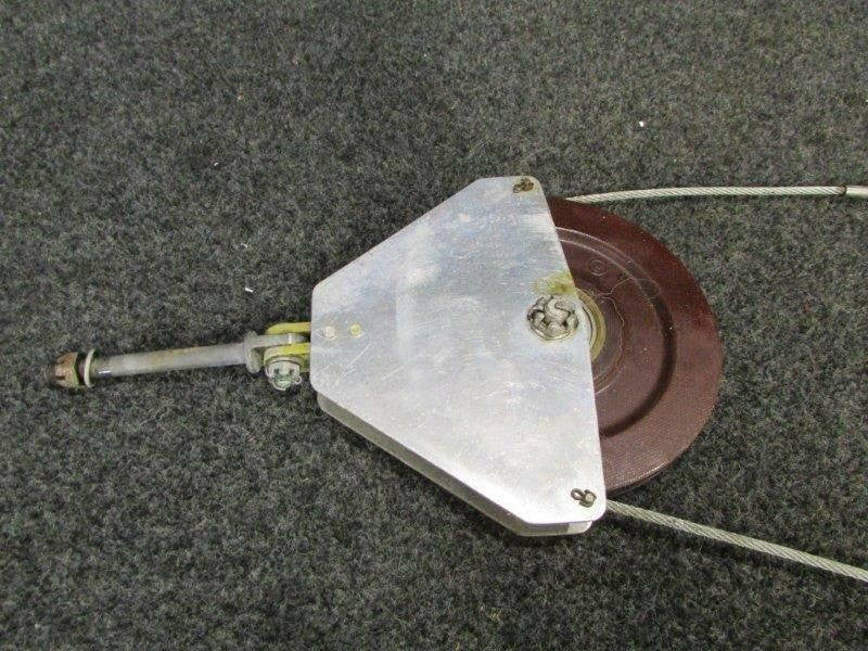 35-524245 Beechcraft K35 Bracket Assembly Rudder Balance Cable Pulley