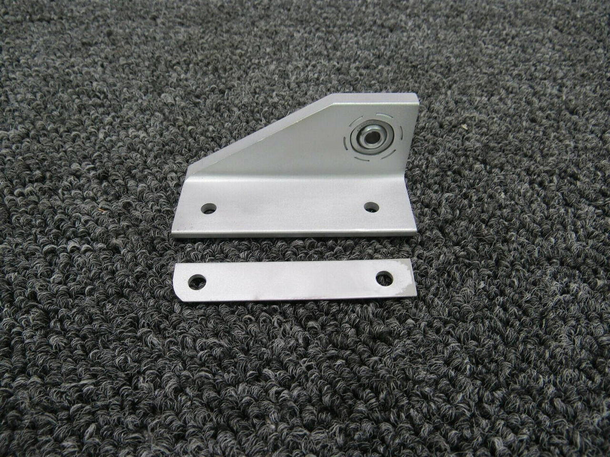 750098-001 Mooney M20M Hinge Assy LH BAS Part Sales | Airplane Parts