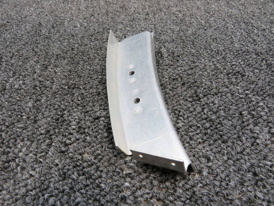 0811898-4 Cessna Bracket Assembly (NEW OLD STOCK)