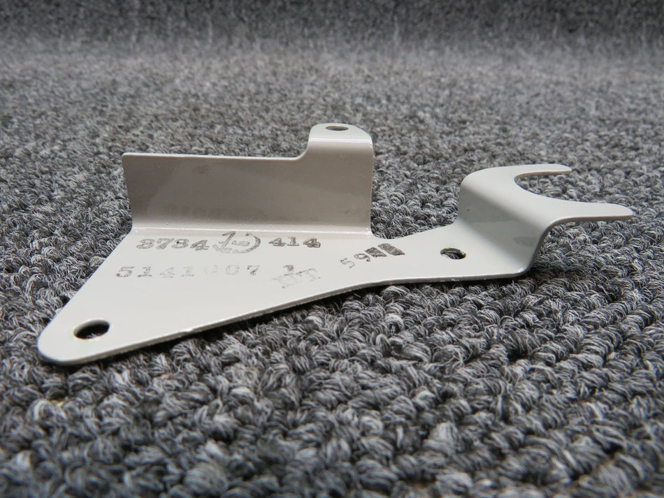 5141007-1 Cessna Bracket (NEW OLD STOCK)