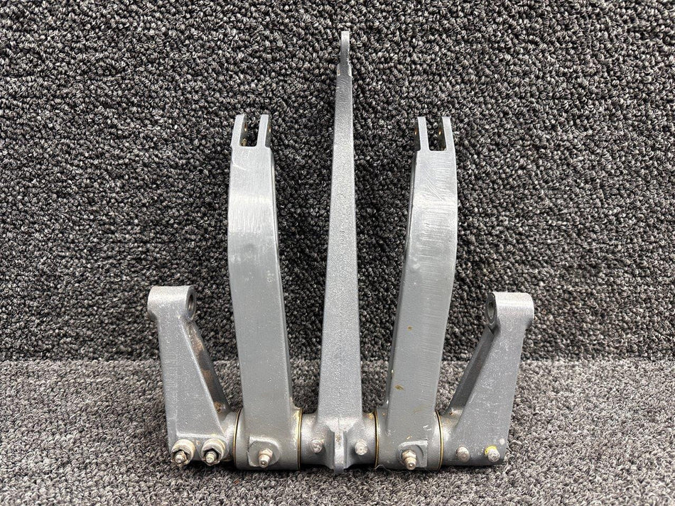 35-524111, 35-524105, 35-524102-2 and -3 Beech 35 Differential Control Assembly