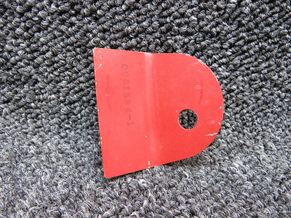0851584-1 Cessna Fuel Strainer Drain Tab Assembly (NOS) (Y17)