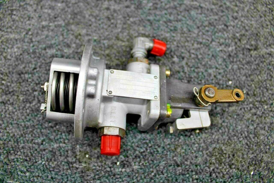 R633388-3 (Use: 470836-9001) Continental TSIO-520-N Garrett Controller Wastegate
