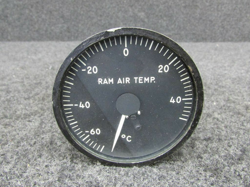 161C9 Lewis Air Temp Indicator W/ Serviceable Tag  (SA) BAS Part Sales | Airplane Parts