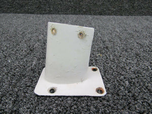 60-324086-5 Beech B-60 Pitot Mast LH