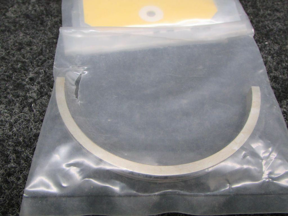 4958429-1 Douglas DC-9 Retainer Assembly W/ Serviceable Tag (SA)