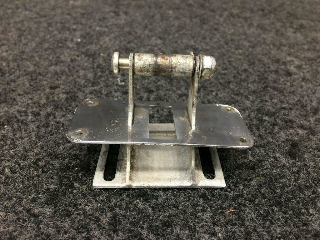 43714-501 Rockwell 112 Bracket LH Door Catch BAS Part Sales | Airplane Parts