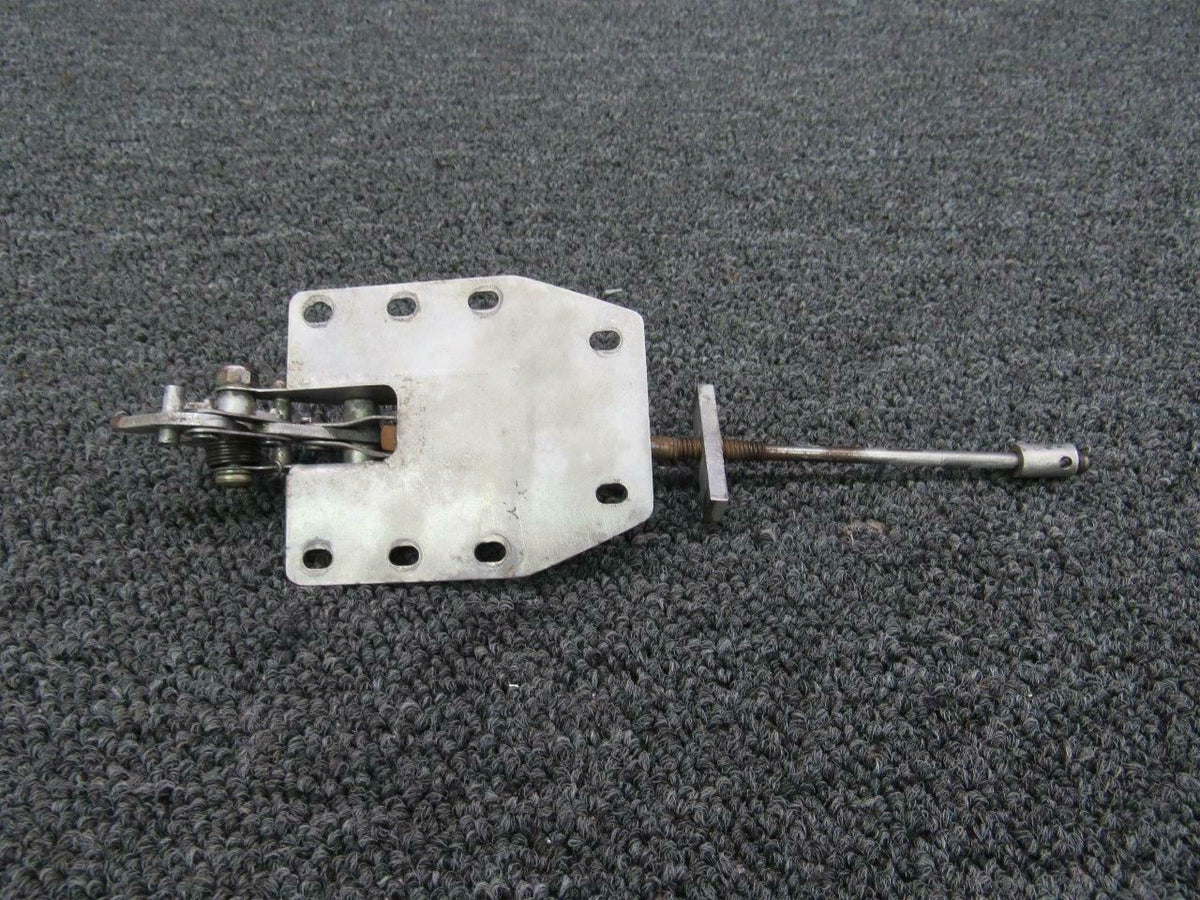 43700-502 Rockwell 112 / 114 Cabin Door Latch Assy RH BAS Part Sales | Airplane Parts