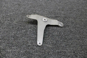 0320106-1 Cessna 195 Aileron Bellcrank RH