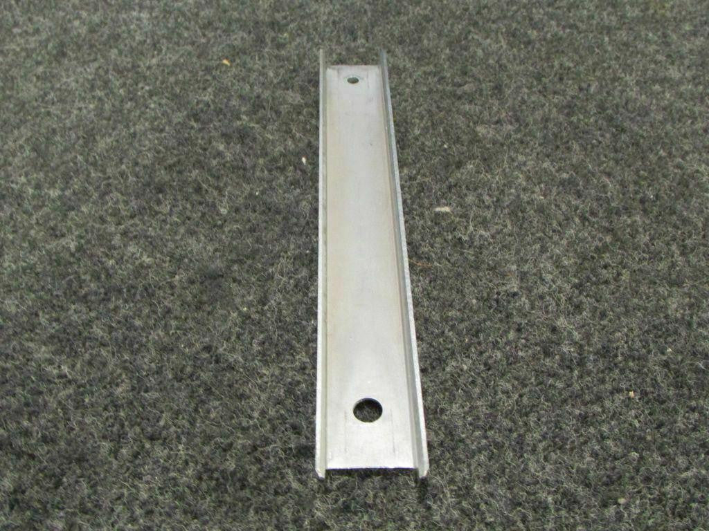 Does Not Apply 170-174 Insert Assembly NEW OLD STOCK SA