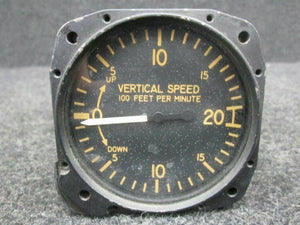 320-21-1210 Aerosonic Vertical Speed Indicator