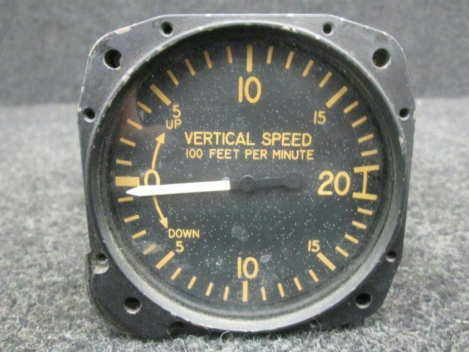 Aerosonic 320-21-1210 Aerosonic Vertical Speed Indicator Poor