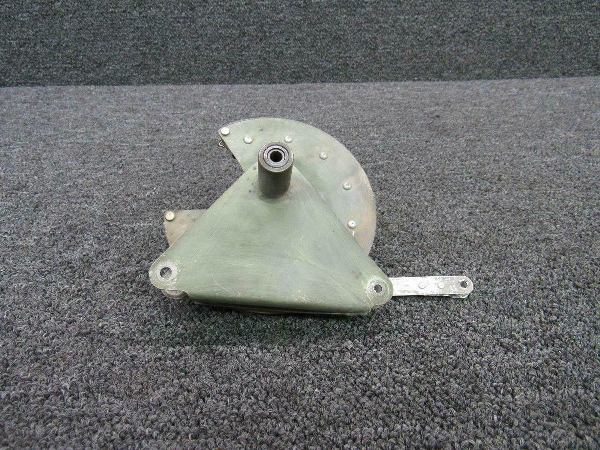 Cessna 0760612-1 Cessna Flap Drive Pulley Assy RH