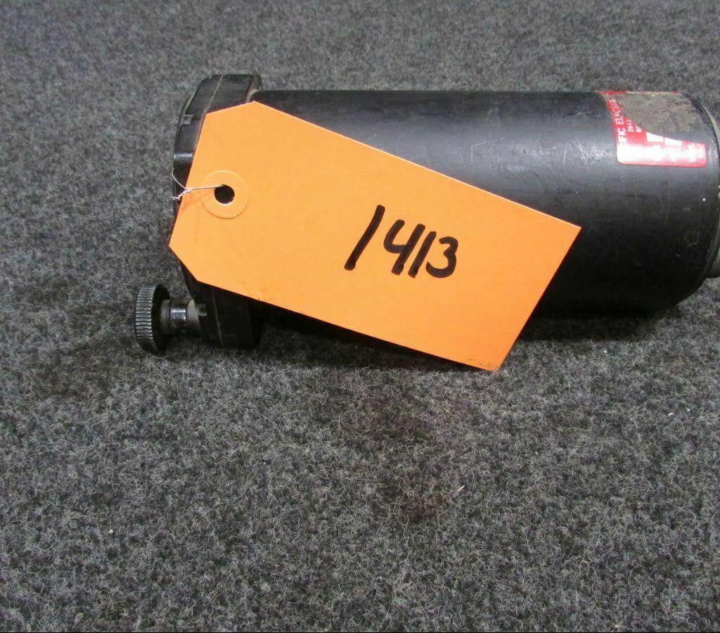 Bendix 124B-001-11 Bendix Auto Pilot Component Control-Vertical Gyro Indicator CORE