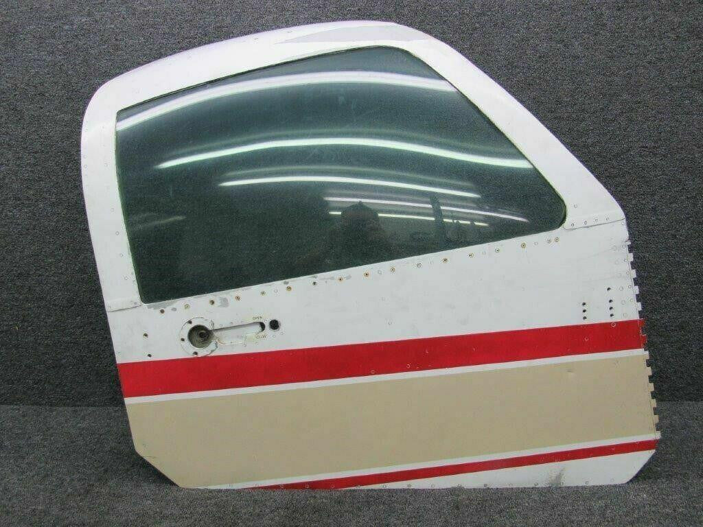 Cessna 0811489-65/ 0811516-1 Cessna T310R Cabin Door Structure w/ Window