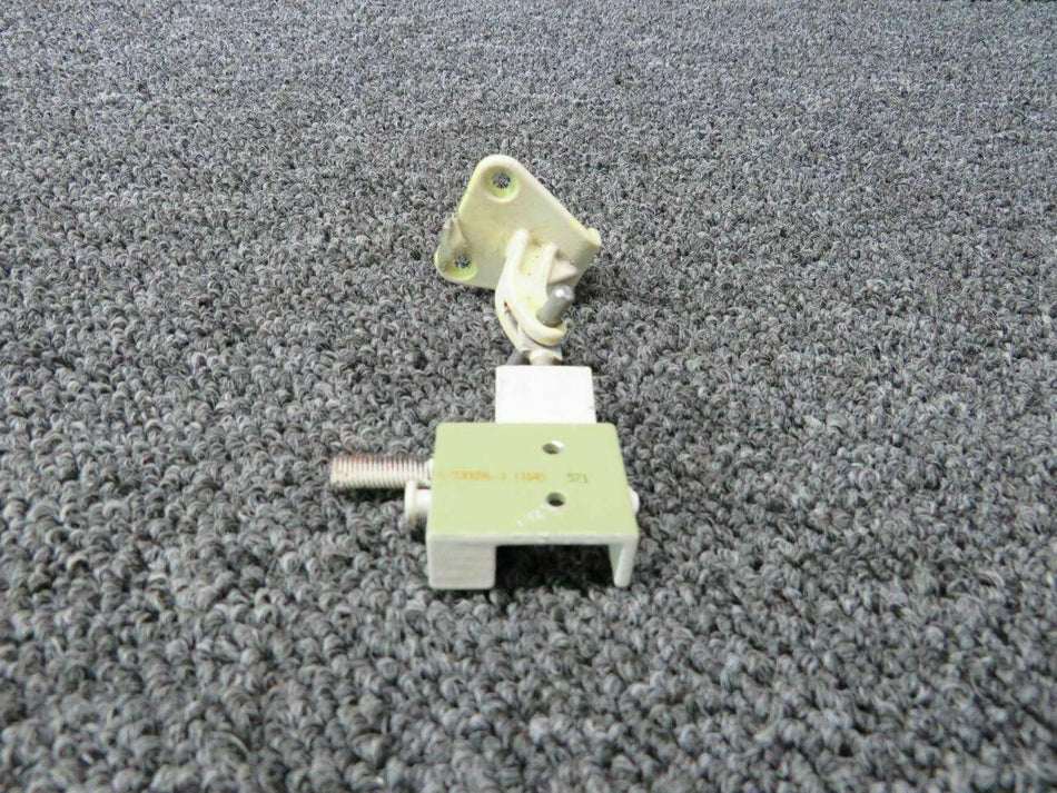 Beechcraft 002-430055-39 / 106-530097-9 Beech 58 Emergency Window Support W/ Links