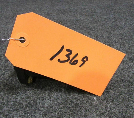 Does Not Apply EA143AN-75 Liquidometer Fuel Quantity Indicator