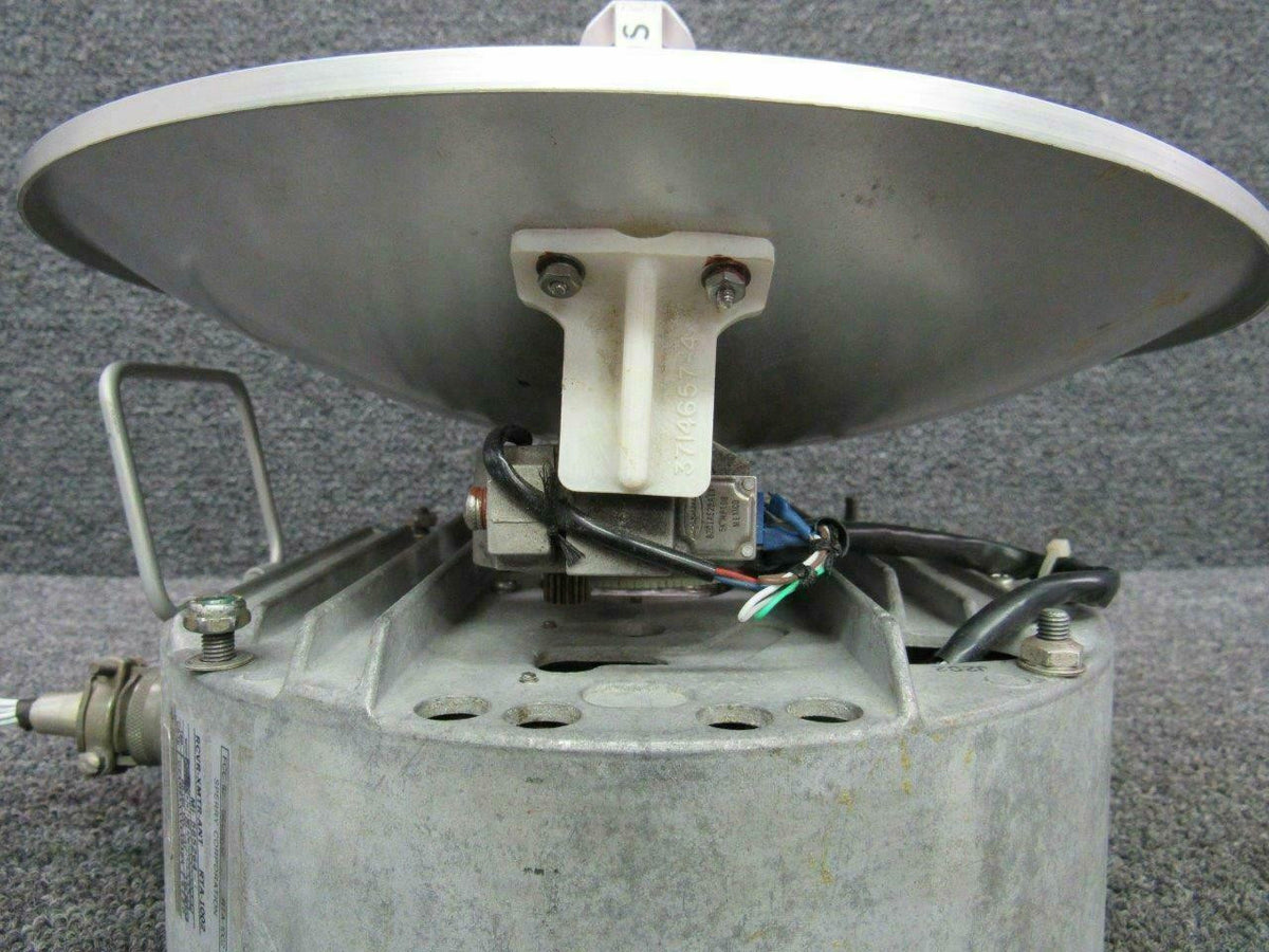 Sperry MI-585264-1 Cessna 421B Sperry RTA-1002 Receiver XMTR Radome Antenna Volts 28