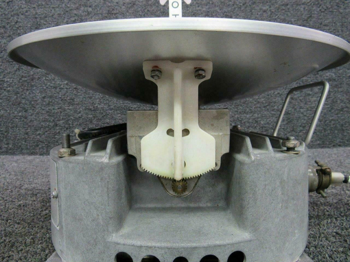 Sperry MI-585264-1 Cessna 421B Sperry RTA-1002 Receiver XMTR Radome Antenna Volts 28