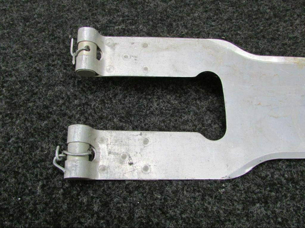 Cessna 0823400-77 Cessna Band Assembly NEW SA