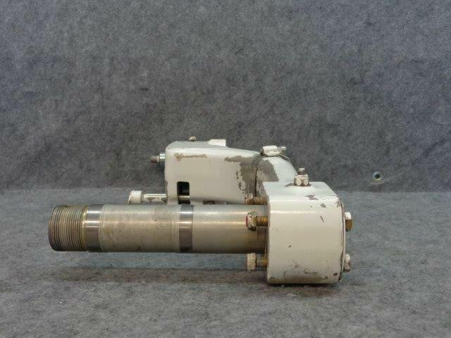 Rockwell 725004-509 Rockwell Commander 114B Main Gear Yoke R/H