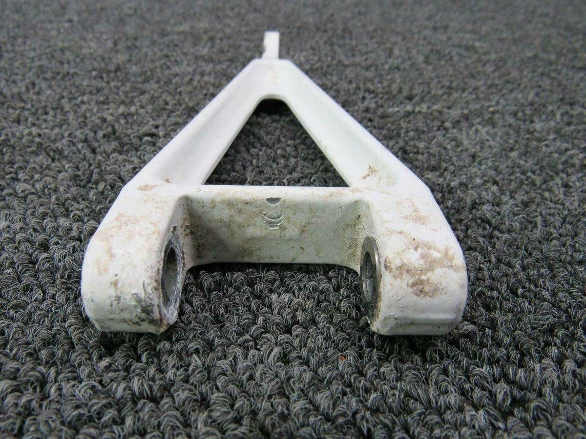 Beechcraft 96-820020-11 Beech 58 Knee Nose Gear Lower Torque